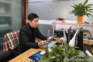 阿诺德受伤，英媒：利物浦与普雷斯顿就结束拉姆塞租借进行谈判